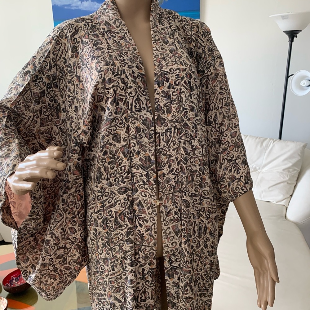 100% SILK , Japanese short kimono
